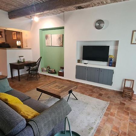 Cocon Du Papillon A Lourmarin Apartment Ngoại thất bức ảnh
