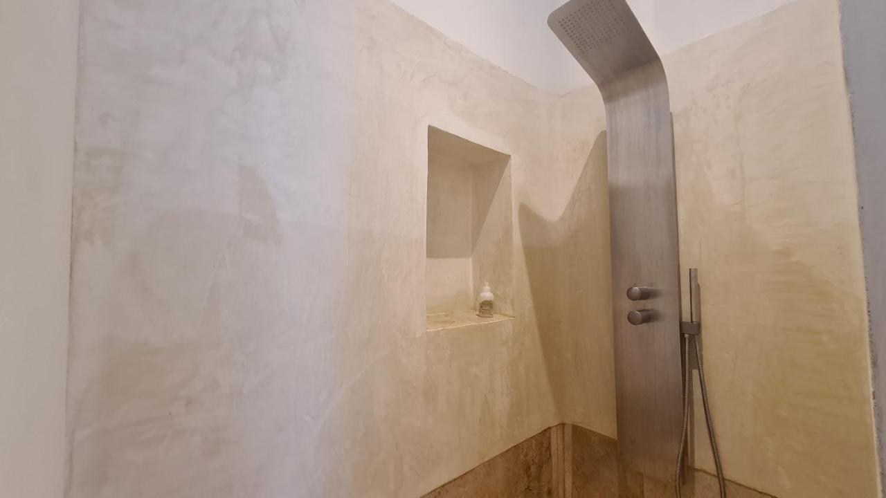 Cocon Du Papillon A Lourmarin Apartment Ngoại thất bức ảnh