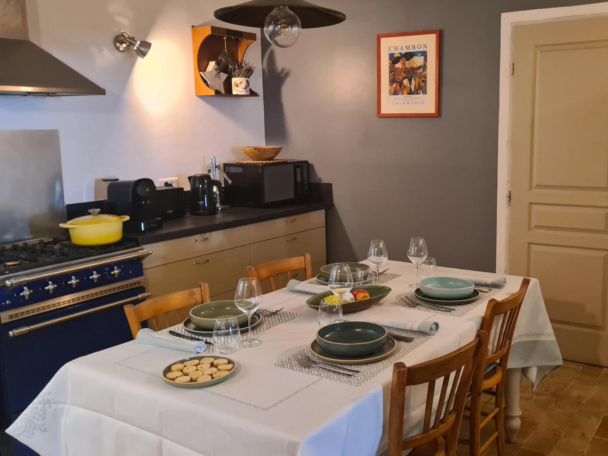 Cocon Du Papillon A Lourmarin Apartment Ngoại thất bức ảnh